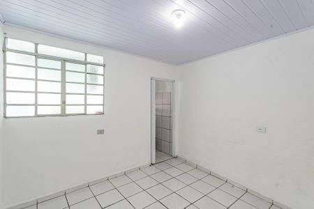 Quarto de casa para alugar com 1 quarto, 40m² em Parque Bristol, São Paulo