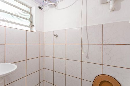 Banheiro de casa para alugar com 1 quarto, 40m² em Parque Bristol, São Paulo