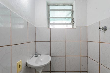 Banheiro de casa para alugar com 1 quarto, 40m² em Parque Bristol, São Paulo