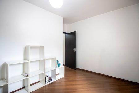 Casa à venda com 250m², 3 quartos e 2 vagasQuarto 2