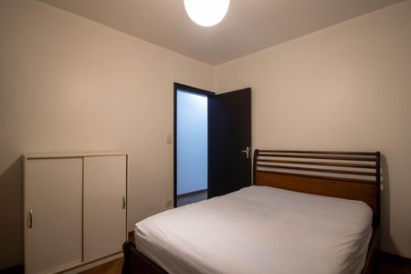 Casa à venda com 250m², 3 quartos e 2 vagasSuíte