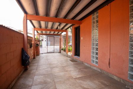 Casa à venda com 250m², 3 quartos e 2 vagasGaragem