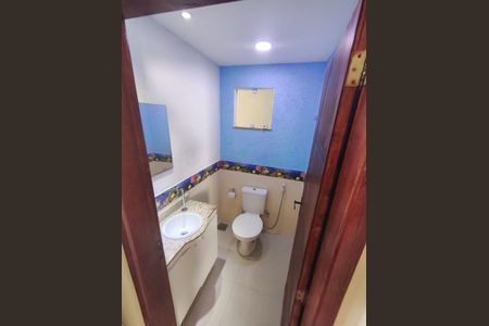 Casa para alugar com 250m², 3 quartos e 3 vagasBanheiro