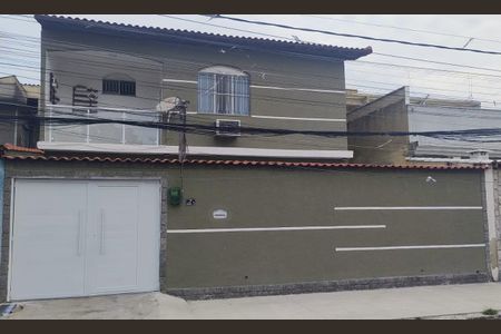 Casa para alugar com 250m², 3 quartos e 3 vagasFachada