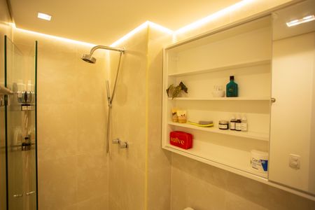 Apartamento à venda com 48m², 2 quartos e 1 vagaBANHEIRO