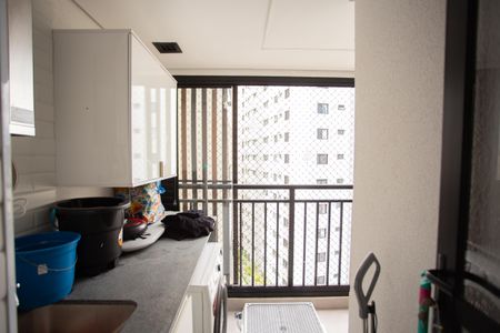 Apartamento à venda com 48m², 2 quartos e 1 vagaVARANDA E ÁREA DE SERVIÇO