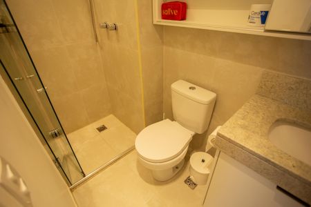 Apartamento à venda com 48m², 2 quartos e 1 vagaBANHEIRO