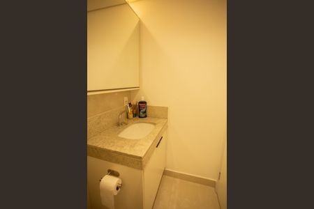 Apartamento à venda com 48m², 2 quartos e 1 vagaBANHEIRO