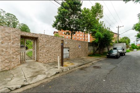 Apartamento para alugar com 47m², 2 quartos e sem vaga Apartamento para alugar com 47m², 2 quartos e sem vagaFachada