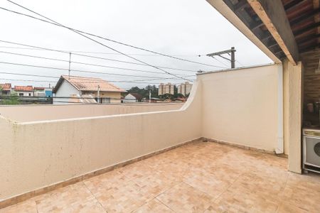 Casa para alugar com 150m², 4 quartos e 2 vagas Casa para alugar com 150m², 4 quartos e 2 vagasVaranda