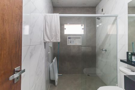 Casa para alugar com 150m², 4 quartos e 2 vagas Casa para alugar com 150m², 4 quartos e 2 vagasBanheiro
