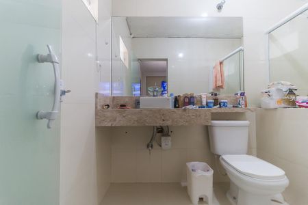 Casa para alugar com 150m², 4 quartos e 2 vagas Casa para alugar com 150m², 4 quartos e 2 vagasBanheiro da Suíte