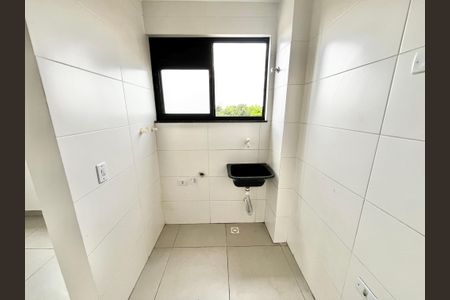 Apartamento para alugar com 38m², 2 quartos e sem vaga Apartamento para alugar com 38m², 2 quartos e sem vagaCozinha e Área de Serviço