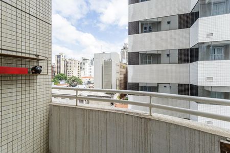 Apartamento para alugar com 45m², 1 quarto e 1 vagaVaranda