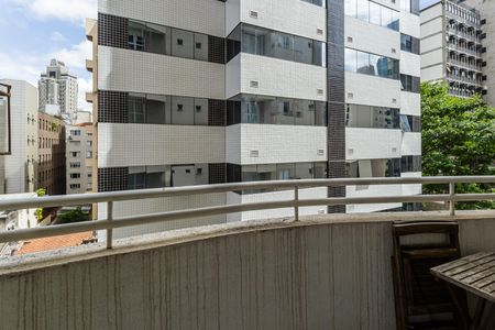 Apartamento para alugar com 45m², 1 quarto e 1 vagaVaranda