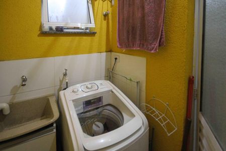 Apartamento à venda com 38m², 2 quartos e sem vaga Apartamento à venda com 38m², 2 quartos e sem vagaÁrea de Serviço