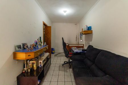 Sala/Quarto de casa para alugar com 2 quartos, 180m² em Penha de França, São Paulo
