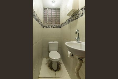 Casa para alugar com 180m², 2 quartos e 4 vagas Casa para alugar com 180m², 2 quartos e 4 vagasLavabo