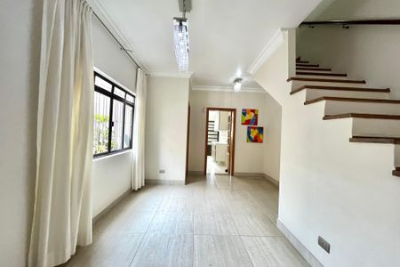 Sala de casa para alugar com 3 quartos, 250m² em Vila da Saúde, São Paulo