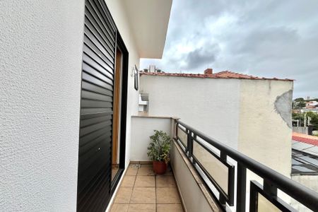 Casa para alugar com 250m², 3 quartos e 3 vagas Casa para alugar com 250m², 3 quartos e 3 vagasVaranda da Suíte 2