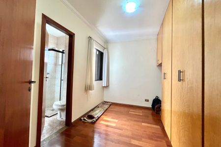 Casa para alugar com 250m², 3 quartos e 3 vagas Casa para alugar com 250m², 3 quartos e 3 vagasSuite 3