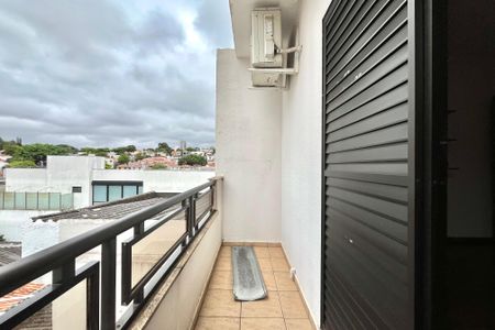 Casa para alugar com 250m², 3 quartos e 3 vagas Casa para alugar com 250m², 3 quartos e 3 vagasVaranda da Suíte 2