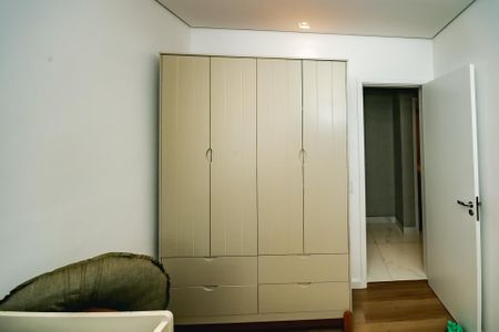 Apartamento para alugar com 89m², 3 quartos e 1 vagaQuarto