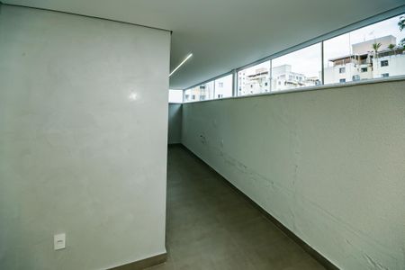 Apartamento para alugar com 89m², 3 quartos e 1 vagaCorredor