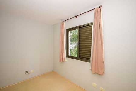 Quarto 1 de apartamento para alugar com 2 quartos, 79m² em Chácara Agrindus, Taboão da Serra