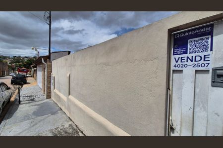 Casa à venda com 100m², 1 quarto e sem vaga