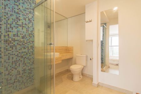 Apartamento à venda com 50m², 1 quarto e 2 vagas Apartamento à venda com 50m², 1 quarto e 2 vagasBanheiro da Suíte