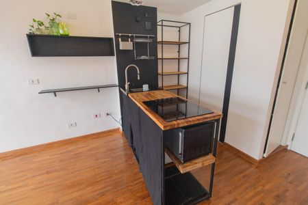 Apartamento à venda com 50m², 1 quarto e 2 vagas Apartamento à venda com 50m², 1 quarto e 2 vagasCozinha e Área de Serviço