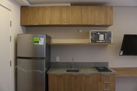 Sala/Cozinha de kitnet/studio para alugar com 1 quarto, 29m² em Perdizes, São Paulo