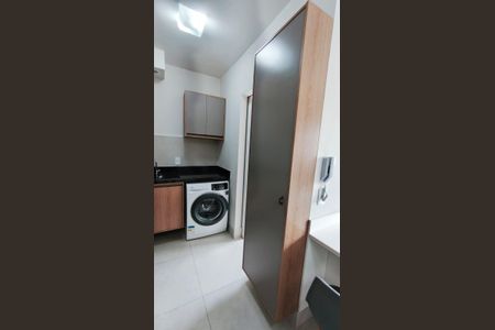 Apartamento à venda com 34m², 2 quartos e sem vaga Apartamento à venda com 34m², 2 quartos e sem vagaÁrea de serviço