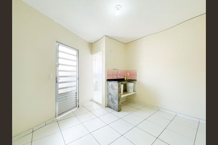 Cozinha de kitnet/studio para alugar com 1 quarto, 37m² em Santa Maria, Osasco