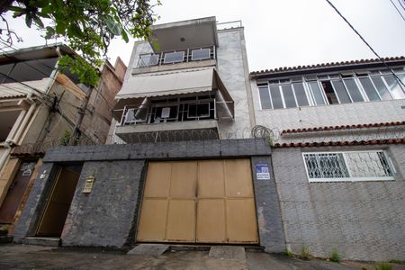 Apartamento para alugar com 80m², 2 quartos e 1 vagaFachada