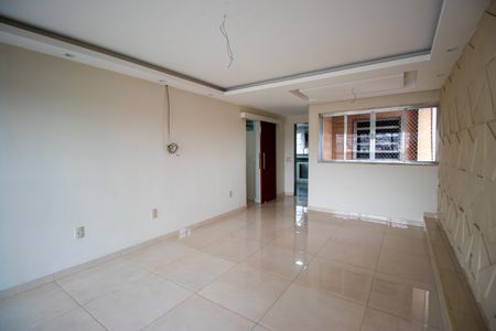 Apartamento para alugar com 80m², 2 quartos e 1 vagaSala