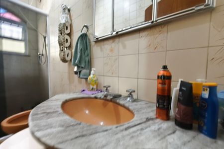 Casa à venda com 220m², 3 quartos e 5 vagasBanheiro Social