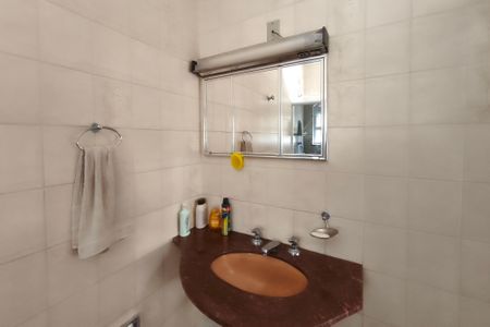 Casa à venda com 220m², 3 quartos e 5 vagasBanheiro Suíte