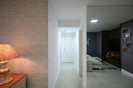 Apartamento à venda com 128m², 3 quartos e 2 vagasCorredor
