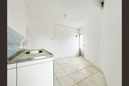Cozinha de kitnet/studio para alugar com 1 quarto, 37m² em Santa Maria, Osasco