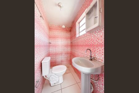 Banheiro de kitnet/studio para alugar com 1 quarto, 37m² em Santa Maria, Osasco