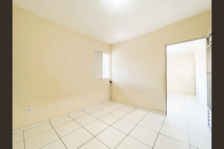 Quarto de kitnet/studio para alugar com 1 quarto, 37m² em Santa Maria, Osasco