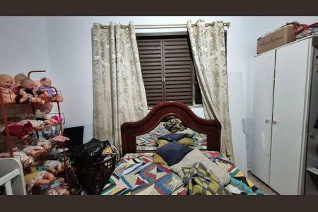 Quarto de casa à venda com 4 quartos, 250m² em Condomínio Maracanã, Santo André