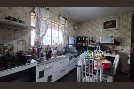 Casa à venda com 250m², 4 quartos e 3 vagasCozinha