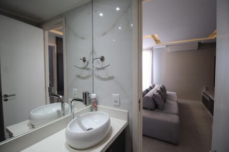 Apartamento para alugar com 66m², 2 quartos e 1 vagaBanheiro