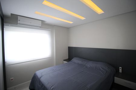 Suíte 1 de apartamento para alugar com 2 quartos, 66m² em Farrapos, Porto Alegre