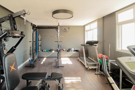 Apartamento para alugar com 66m², 2 quartos e 1 vagaAcademia