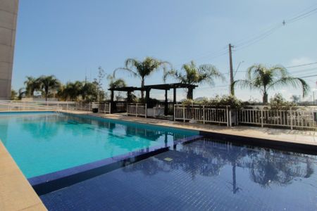 Apartamento para alugar com 66m², 2 quartos e 1 vagaÁrea comum - Piscina