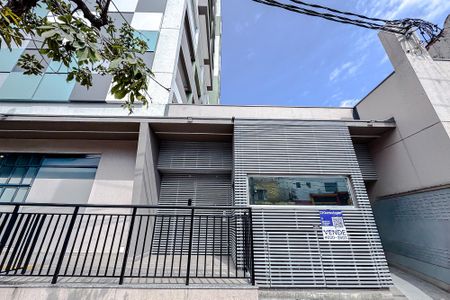 Studio à venda com 30m², 1 quarto e sem vaga Studio à venda com 30m², 1 quarto e sem vagaFachada com Plaquinha
